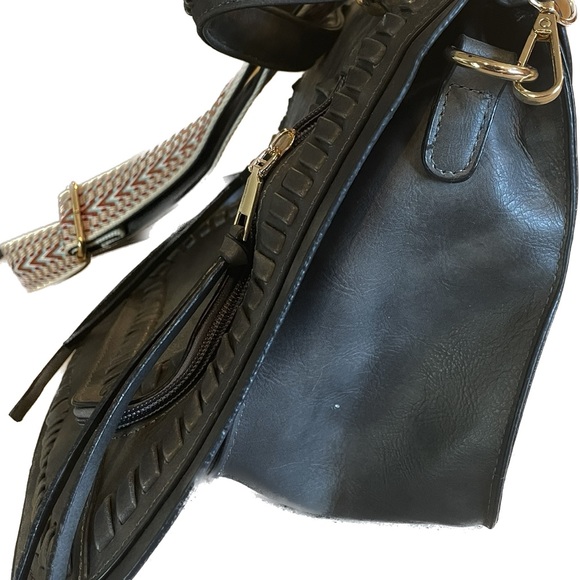 Women’s Handbag with shoulder strap - Picture 2 of 7